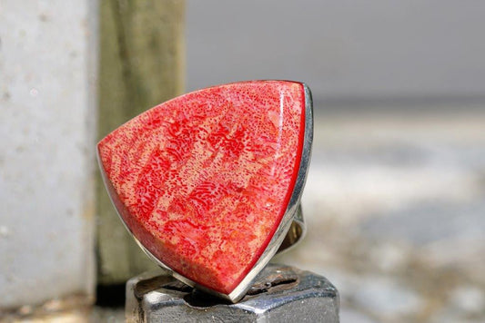 CRAZY RED CORAL RING