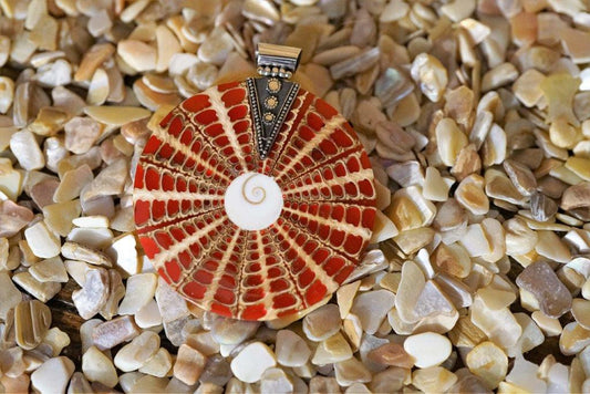 RED WHIRL PENDANT